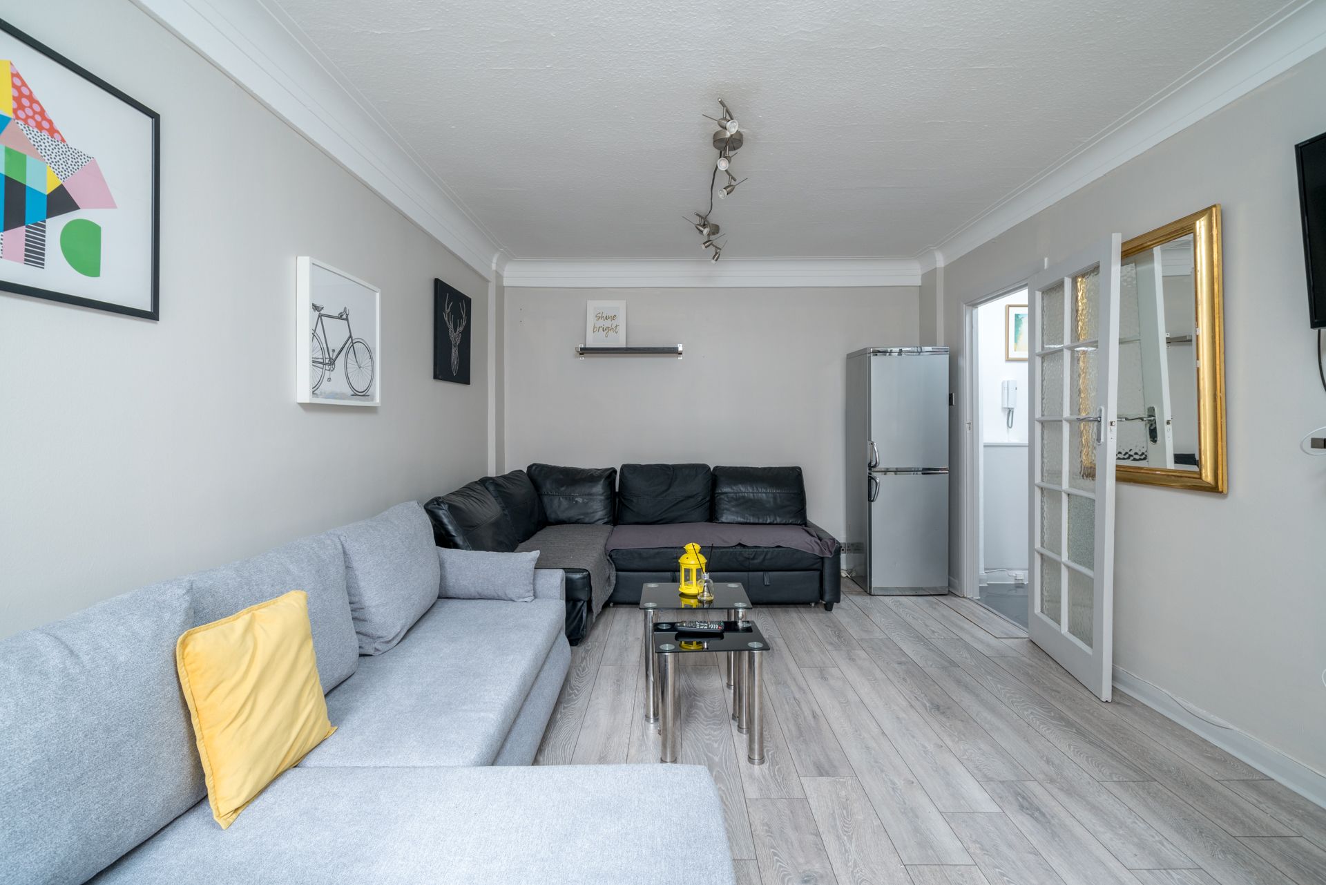 Beautiful 1 bed on Edgware Road - Photos 1 of 10