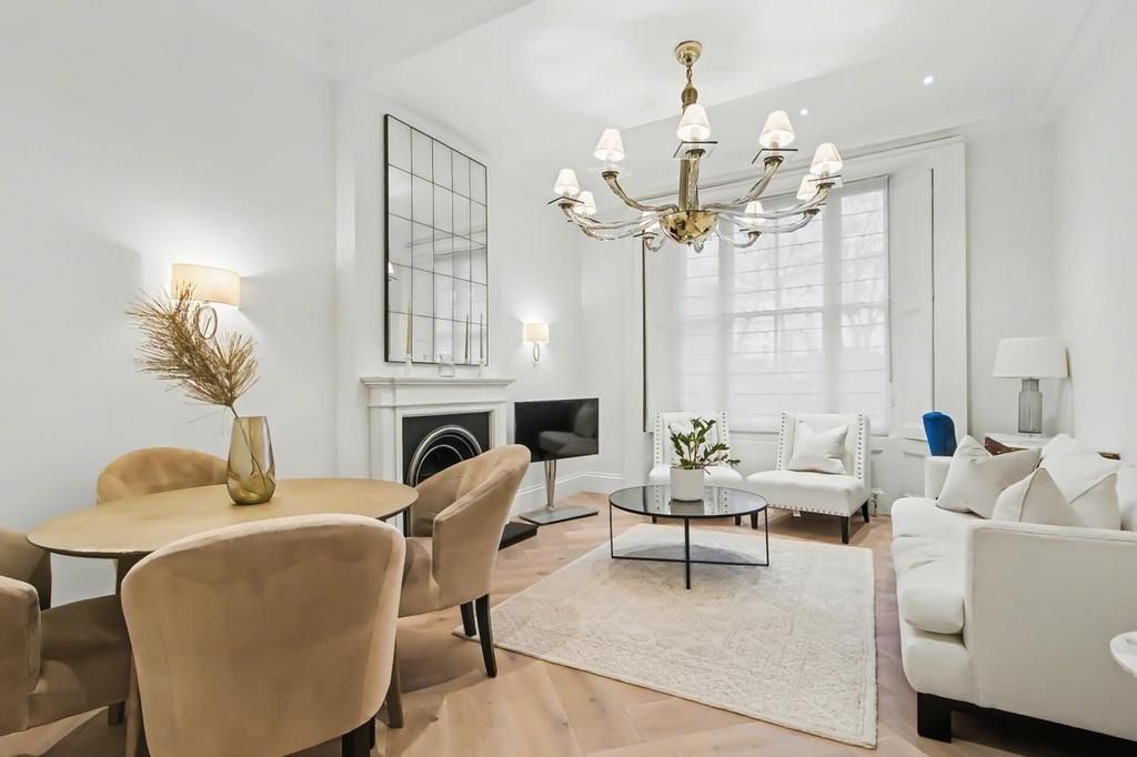 Apartment in 33 Westbourne GardensLondon W2 5PU - Photos 1 of 8