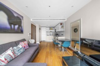 Beautiful 1 bed near Kings College University - Photos 9 of 14