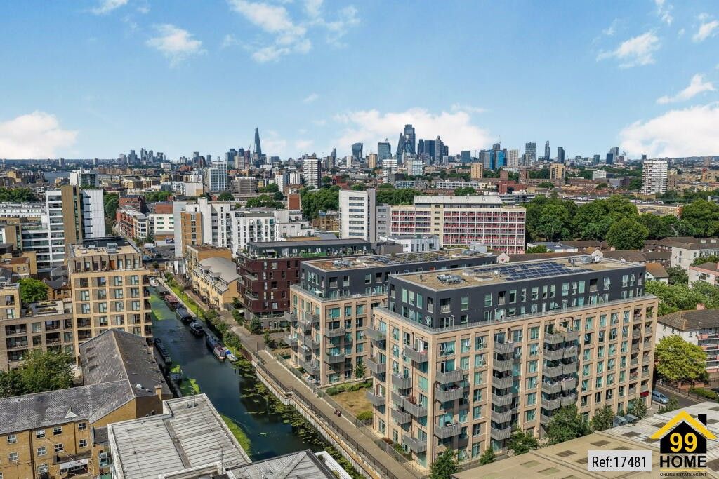 Canal-view one-bedroom flat, Explorers Wharf, E14 - Photos 9 of 9