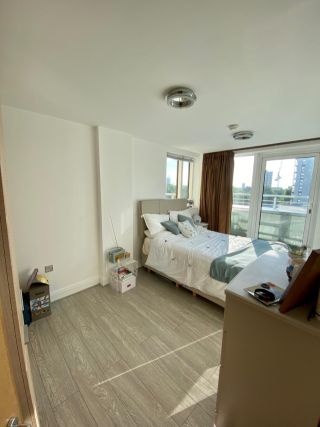 Oyster Wharf, SW11 - Photos 3 of 8