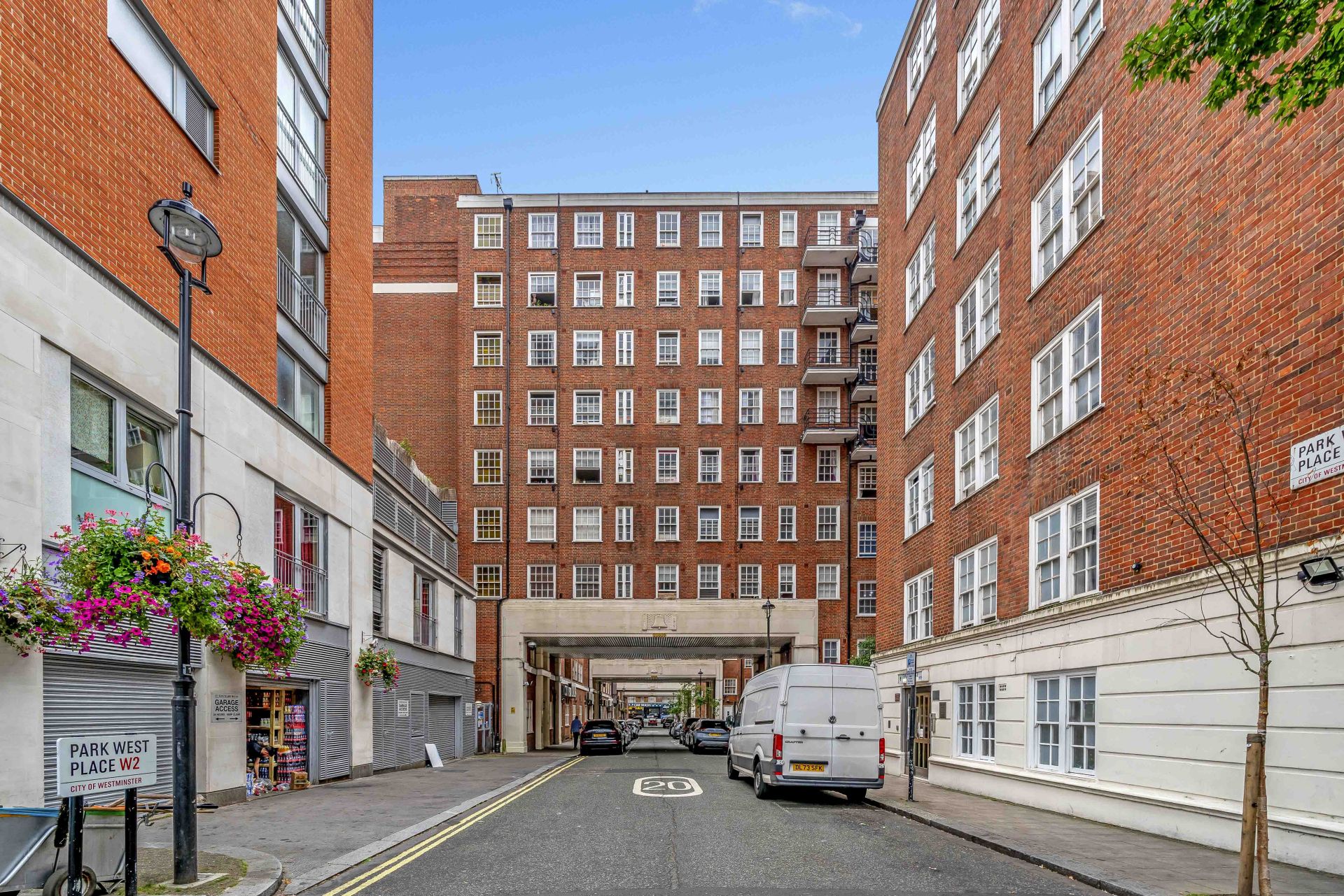 Beautiful 1 bed on Edgware Road - Photos 6 of 13