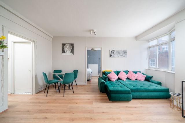 Beautiful 1 bed on Edgware Road