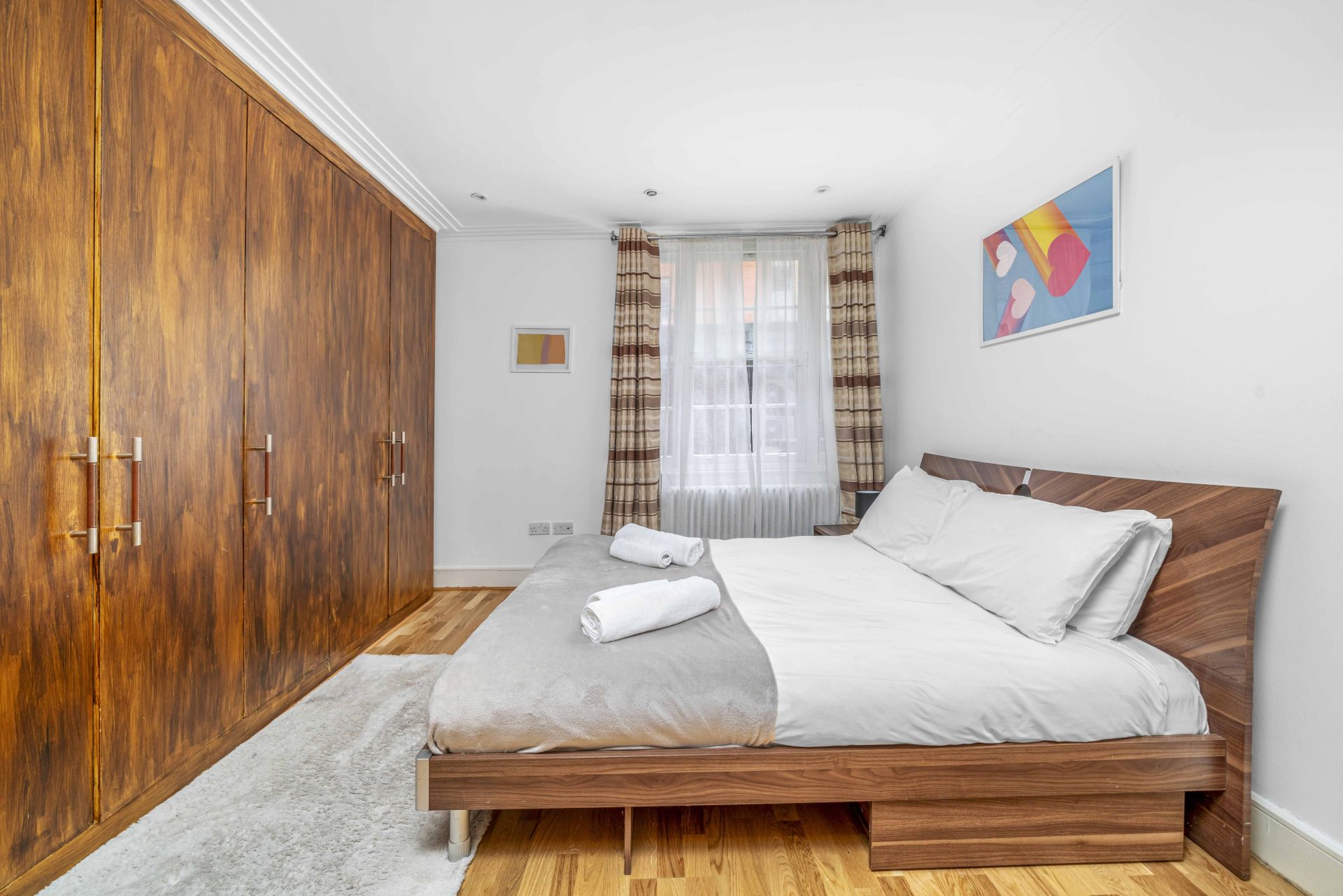 Beautiful 1 bed on Edgware Road - Photos 14 of 16