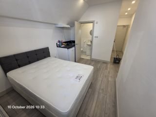 Furnished Studio Flat – Sutton High Street – All Bills Included - Photos 7 of 7