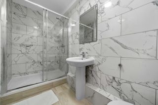 Beautiful 2 bed on Edgware Road - Photos 13 of 16