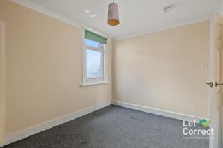 Three-Bedroom House to Rent – Thorold Road, Chatham – £1,400 PCM - Photos 5 of 9