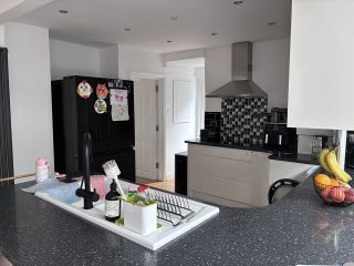 Semi-Detached Family Home with Extended Living Space, Thre Bedrooms an - Photos 6 of 29