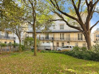 BRIGHTON BARGAIN: Charming Seaside Apartment in City Centre - Photos 9 of 10