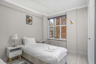 Beautiful 2 bed on Edgware Road - Photos 5 of 16