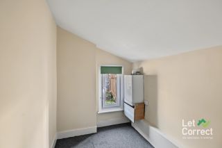 Three-Bedroom House to Rent – Thorold Road, Chatham – £1,400 PCM - Photos 4 of 9