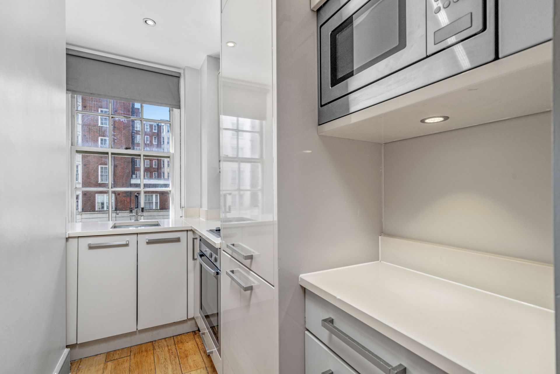 Beautiful studio on Edgware Road - Photos 11 of 12