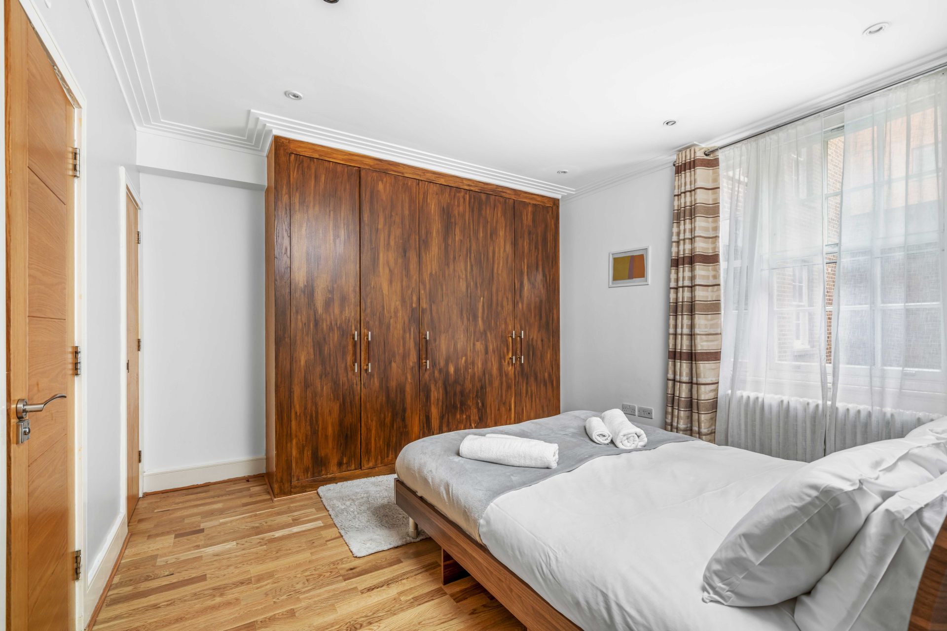 Beautiful 1 bed on Edgware Road - Photos 12 of 16