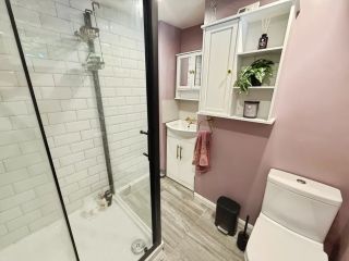 BRIGHTON BARGAIN: Charming Seaside Apartment in City Centre - Photos 7 of 10