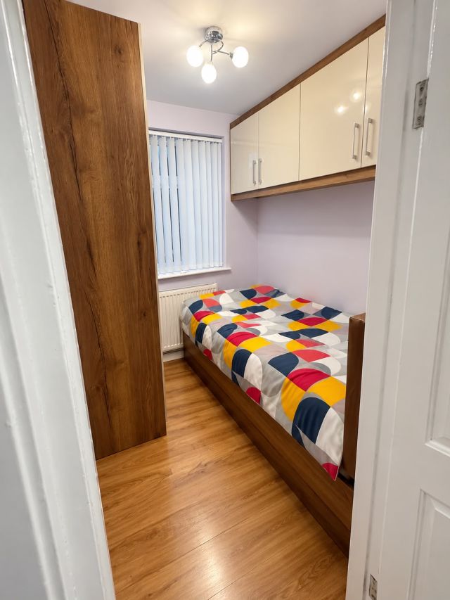 2-Double room is available for rent in a 3-bedroom house