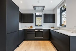 ONE BEDROOM CLOSE TO BARKING STATION - Photos 4 of 7