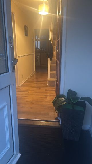 A spacious one double is available for rent in a 3-bedroom house - Photos 4 of 4