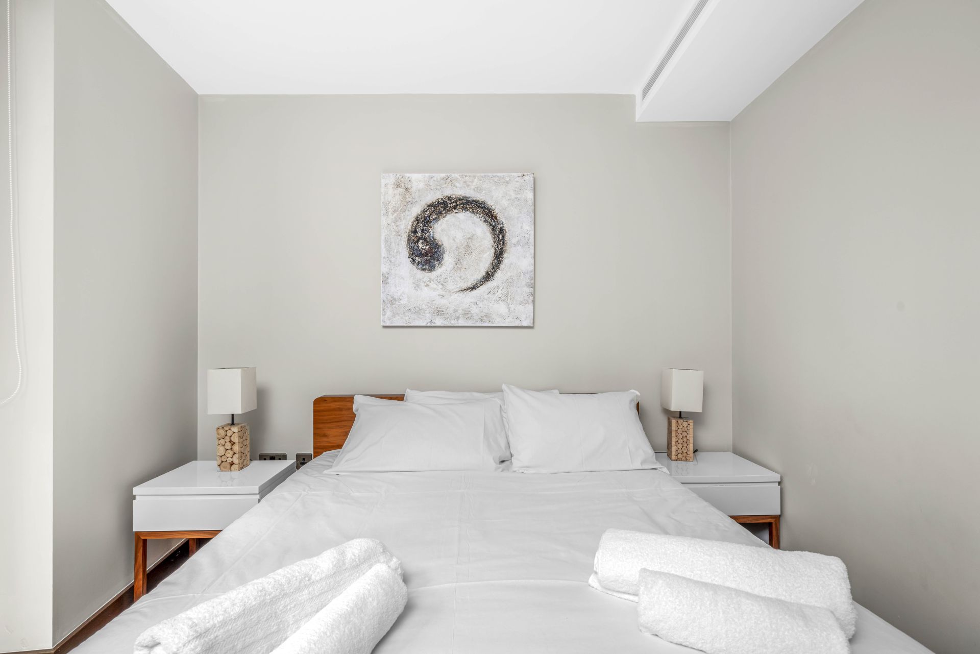 Beautiful 1 bed near Kings College University - Photos 6 of 14
