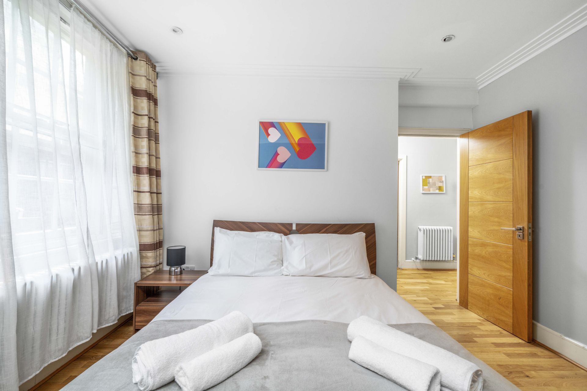 Beautiful 1 bed on Edgware Road - Photos 3 of 16