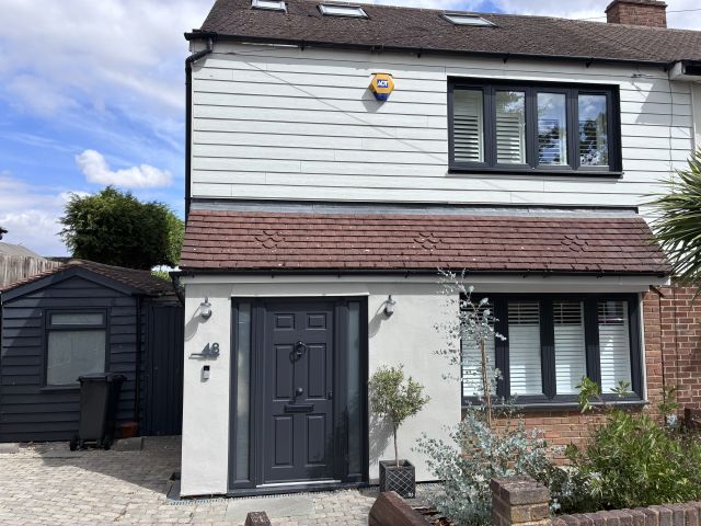 Semi-Detached Family Home with Extended Living Space, Thre Bedrooms an