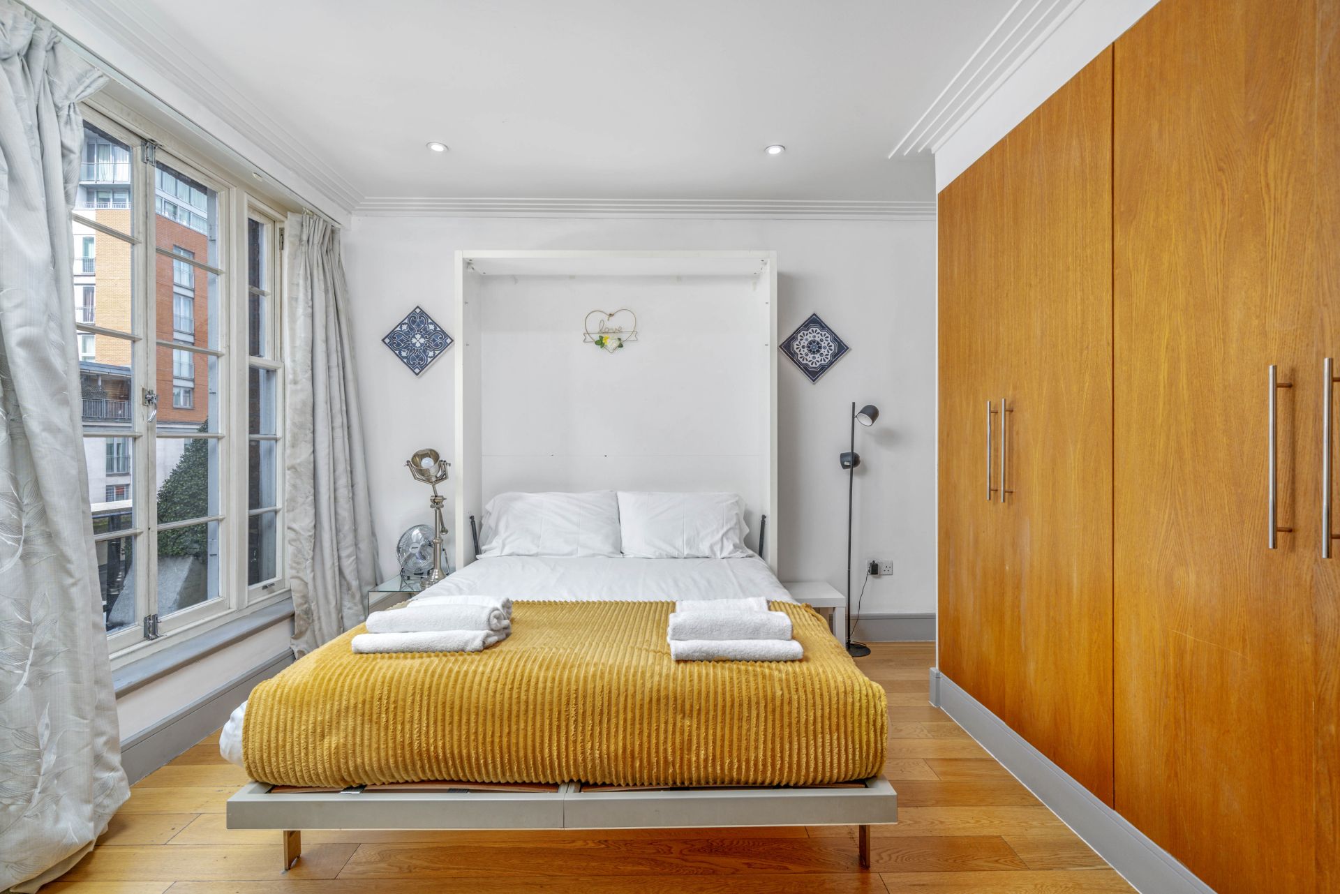Beautiful studio on Edgware Road - Photos 2 of 12