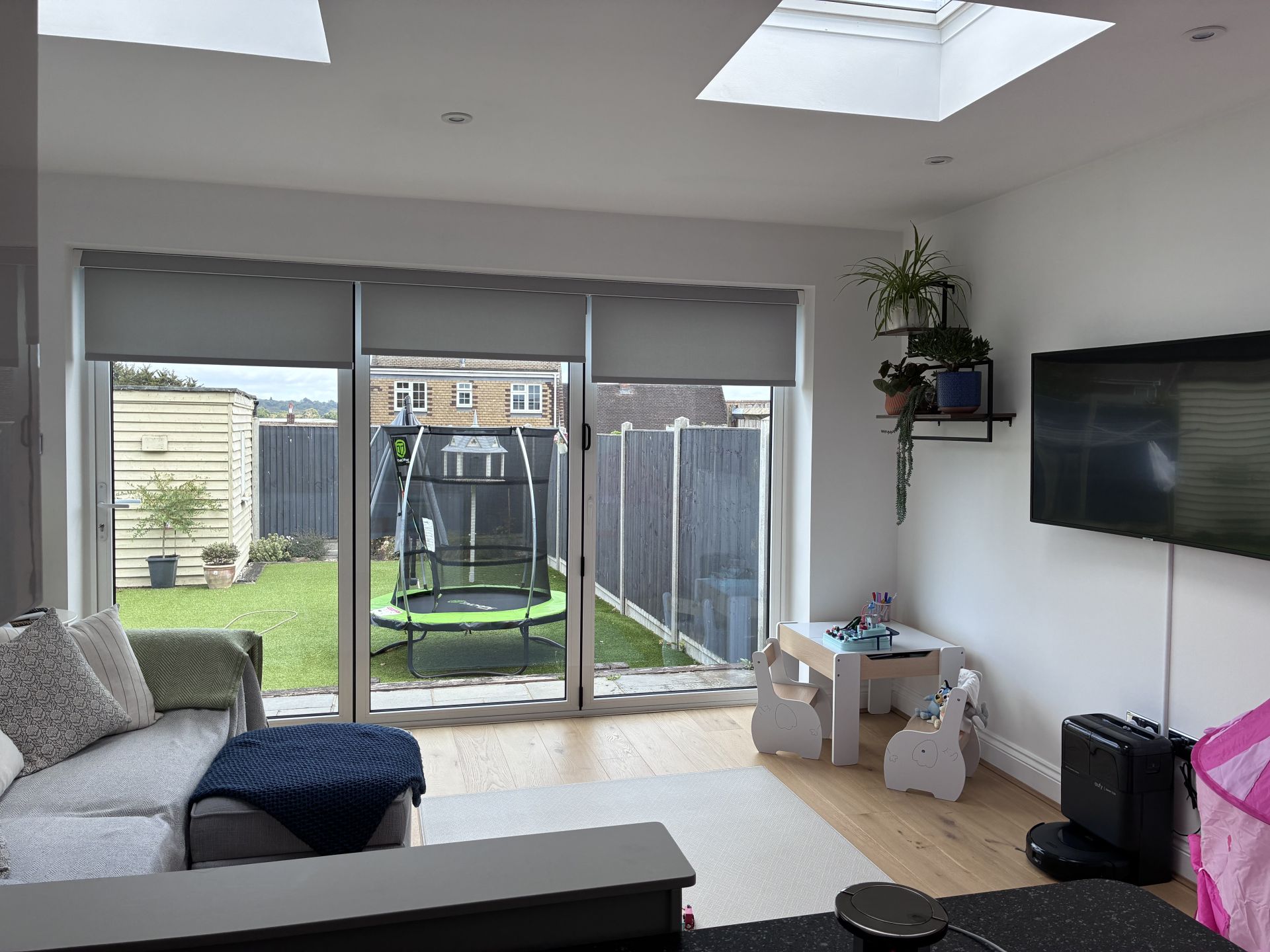 Semi-Detached Family Home with Extended Living Space, Thre Bedrooms an - Photos 8 of 29