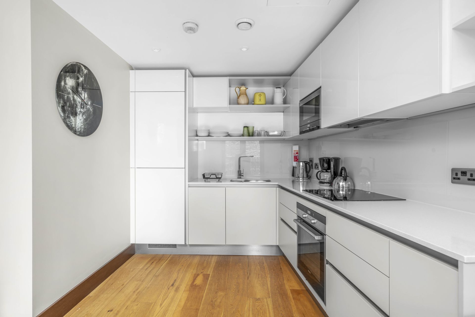 Beautiful 1 bed near Kings College University - Photos 8 of 14